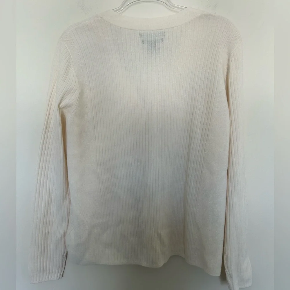 Tahari 100% Extrafine Merino Wool Cardigan Size Large Ivory - Picture 5 of 5